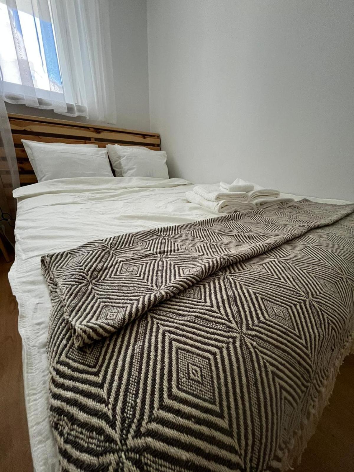 Ferienwohnung Apartament Mila - Muzeum Polin Warschau Exterior foto